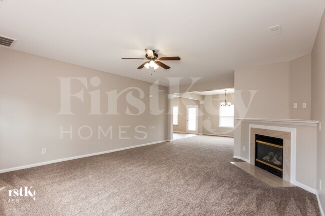 Foto del edificio - 1737 Larne Cir