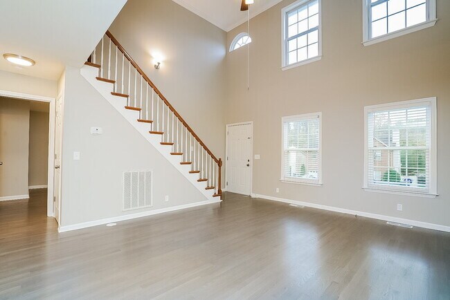Building Photo - 1212 Orchard Mountain Ct