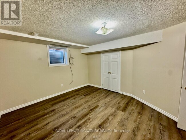 Building Photo - 3 Carrie Crescent