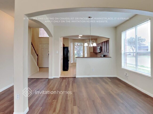 Building Photo - 21 Oakland Park Dr