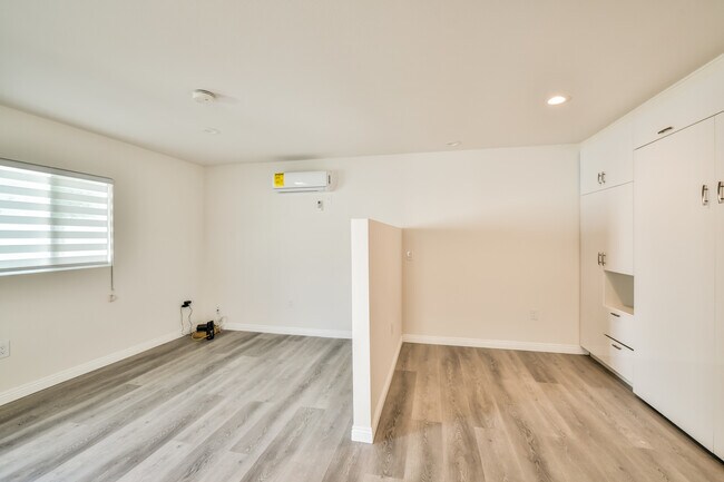 Foto del edificio - 11858 Beatrice St