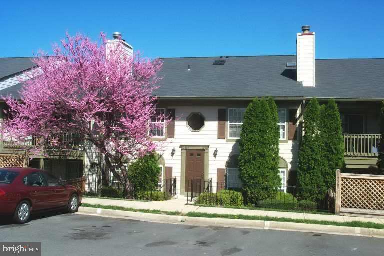 Primary Photo - 12303 Wadsworth Way