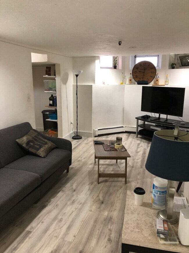 Foto del edificio - Central Fenway Location, Garden Level, In-...