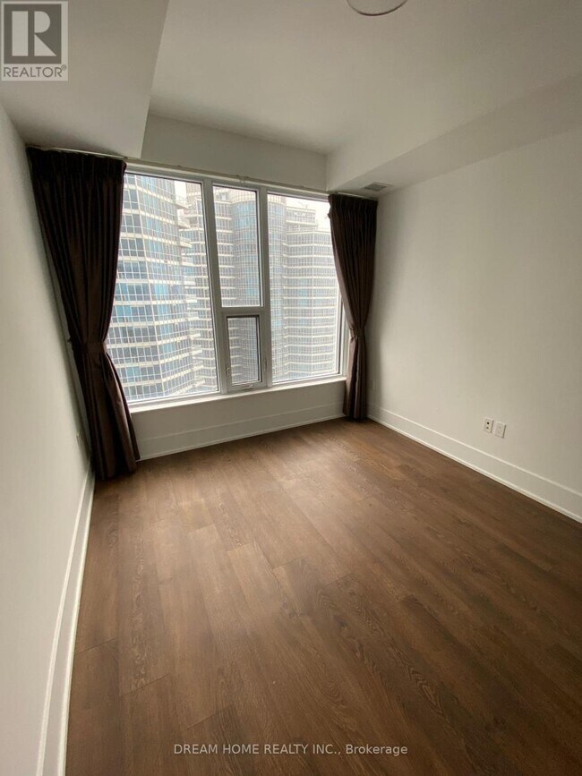 Photo du bâtiment - 10 York St