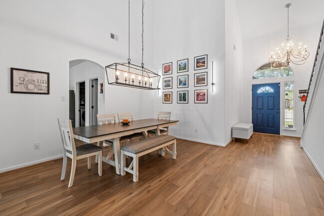 Foto del edificio - 18210 Juniper Creek Ln