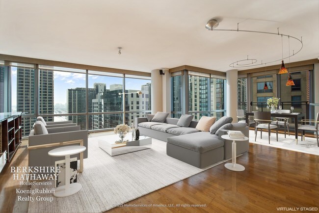 Foto del edificio - 450 E Waterside Dr