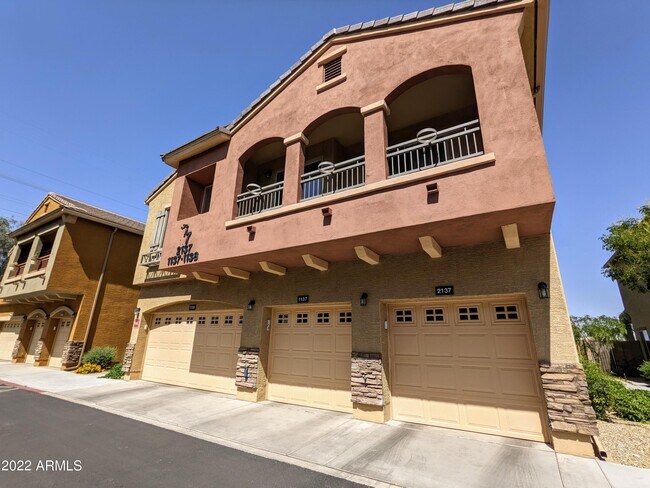 Building Photo - 2150 W Alameda Rd