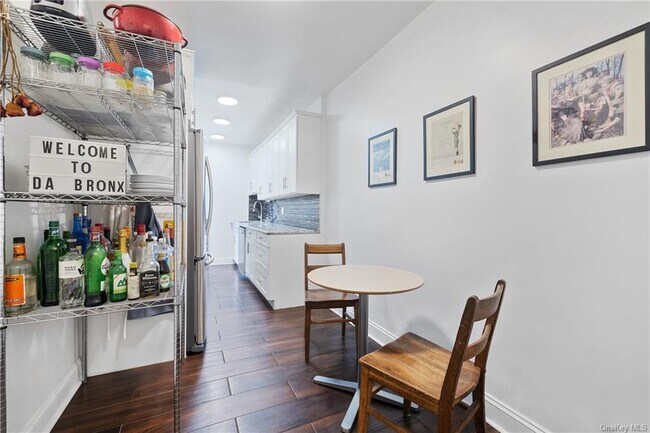 Building Photo - 860 Grand Concourse