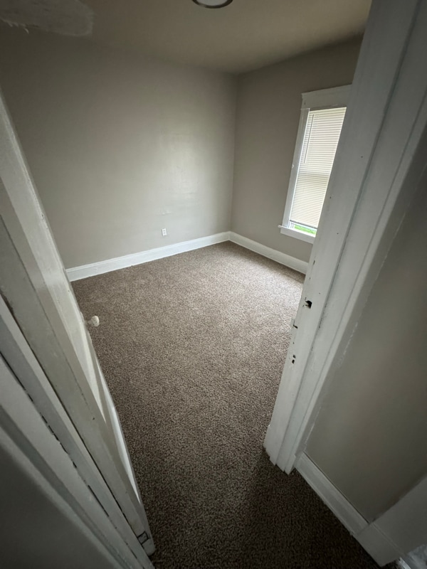 11130 Continental Ave Cleveland, OH 44104 – photo 3