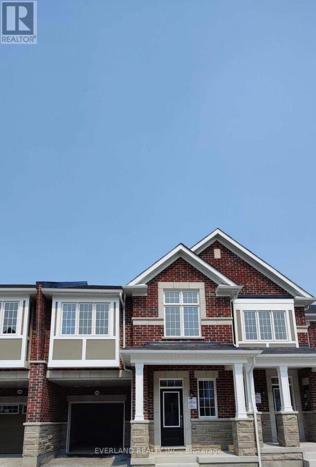 Photo du bâtiment - 3305 Thunderbird Prom