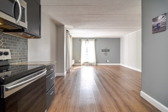 Foto del edificio - 147 Turner Rd