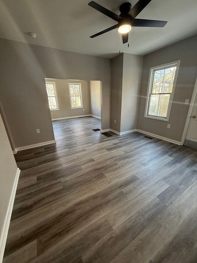 Building Photo - **COMING SOON!** 5 bedroom 2 Full bathroom home in Carlisle PA!