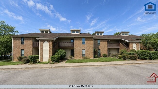 Building Photo - 419 Oriole Dr