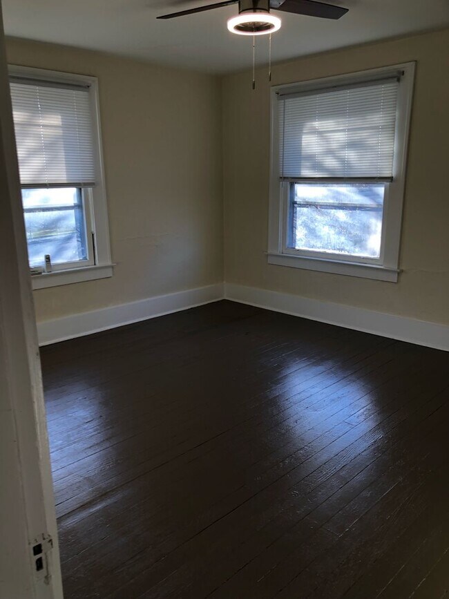 Foto del edificio - 300 W Sandusky Ave