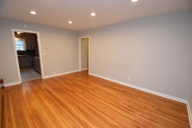 Foto del edificio - Upgraded South Bend IN home for rent. 2 bedroom 1 bath