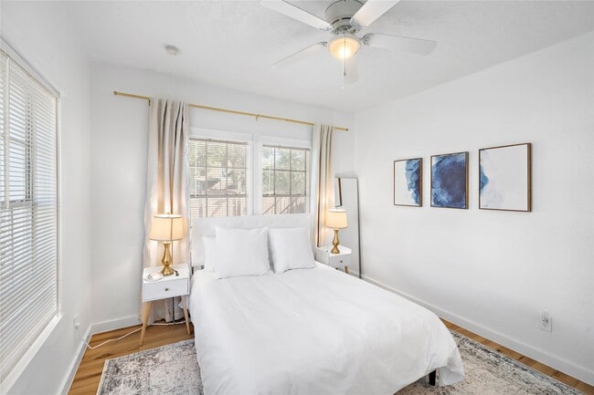 Building Photo - 3901 Dallas St