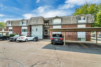 Building Photo - 1671 Hickory Ln