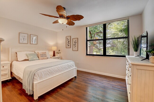 Foto del edificio - 950 Lavers Cir