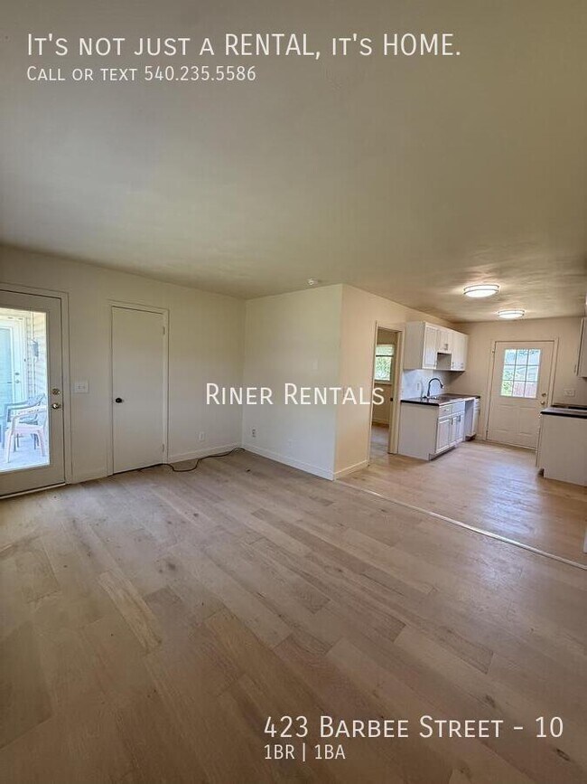 Building Photo - 423 Barbee St