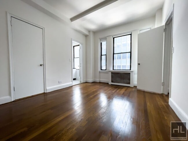 Building Photo - EAST 46 STREET