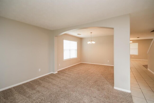 Building Photo - 1806 Adobe Falls Dr
