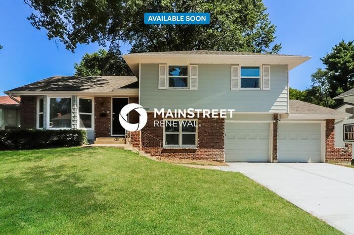 Foto principal - 3 Bedroom Pet-Friendly Home in RAYTOWN, MO...