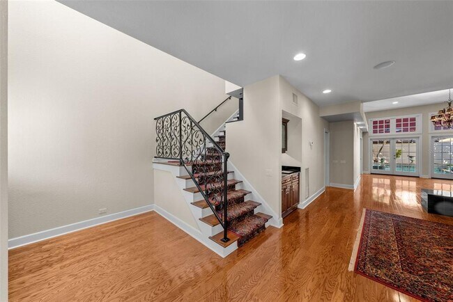 Foto del edificio - 4957 Bayshore Blvd