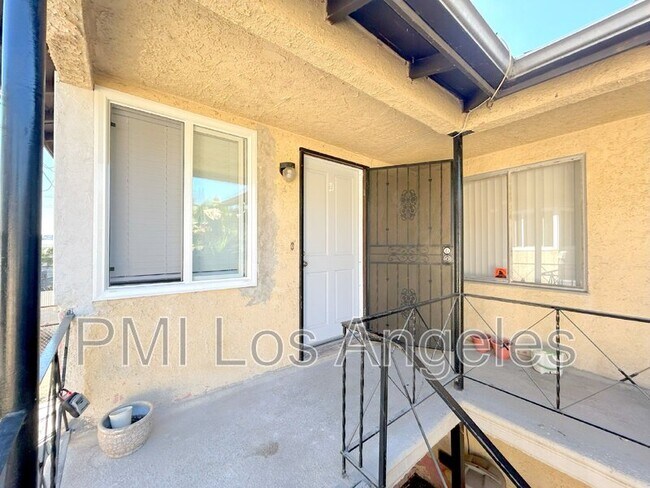 Foto del edificio - 4706 Catalpa St