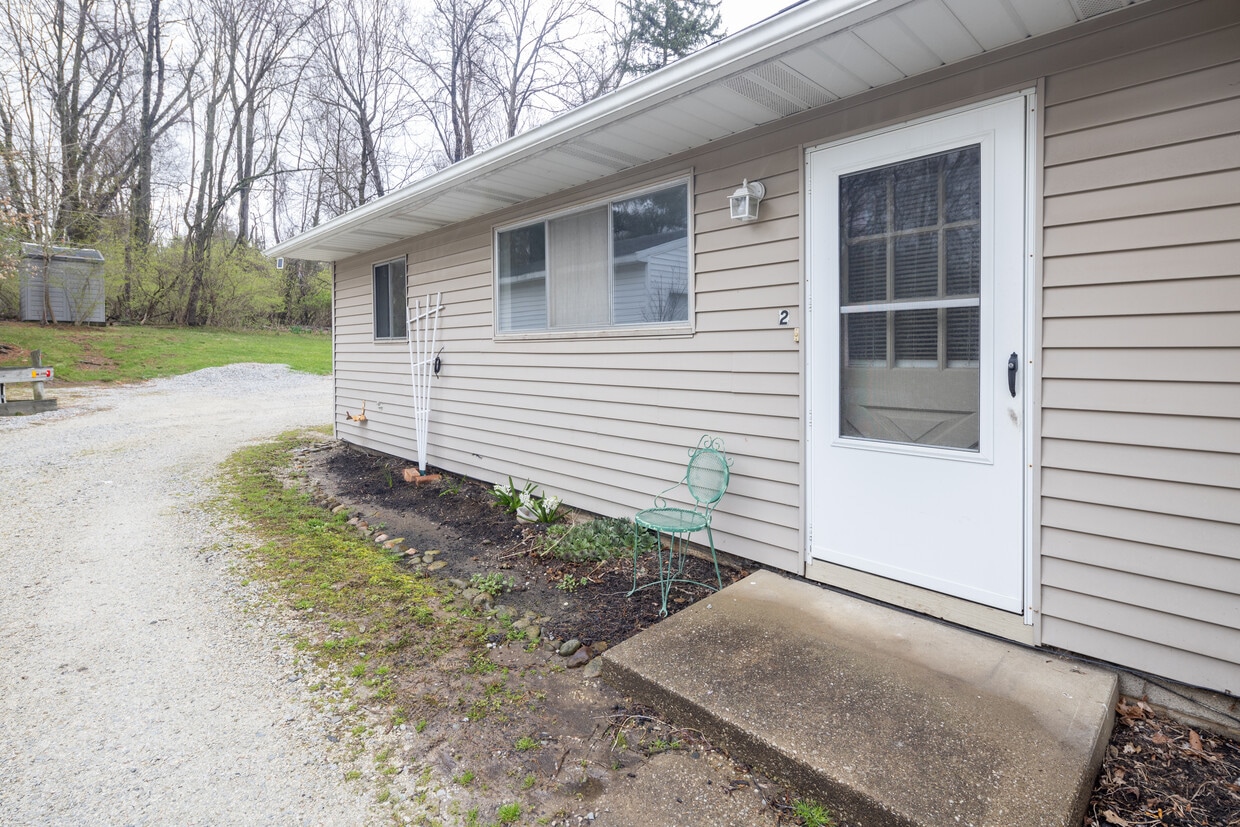 Primary Photo - 3635 Ira Rd