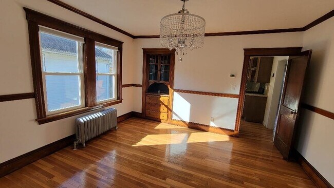 Foto del edificio - 1435 Centre St