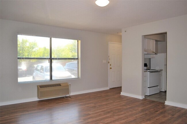 Foto del edificio - 701 W Sycamore St