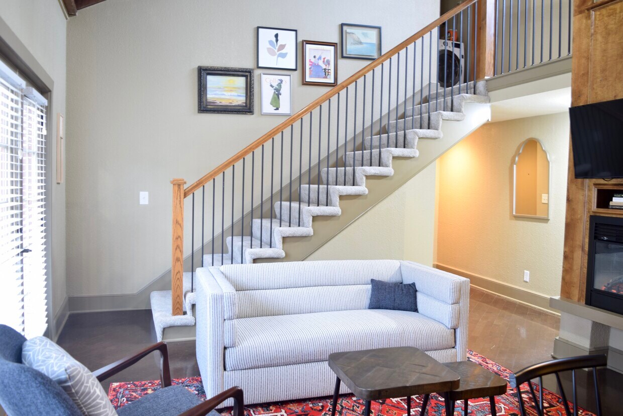 Foto principal - 1111 W 46th St
