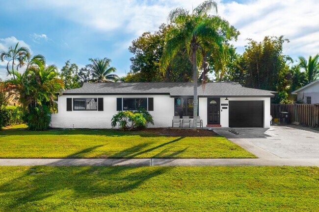 Building Photo - 2706 Mores Rd