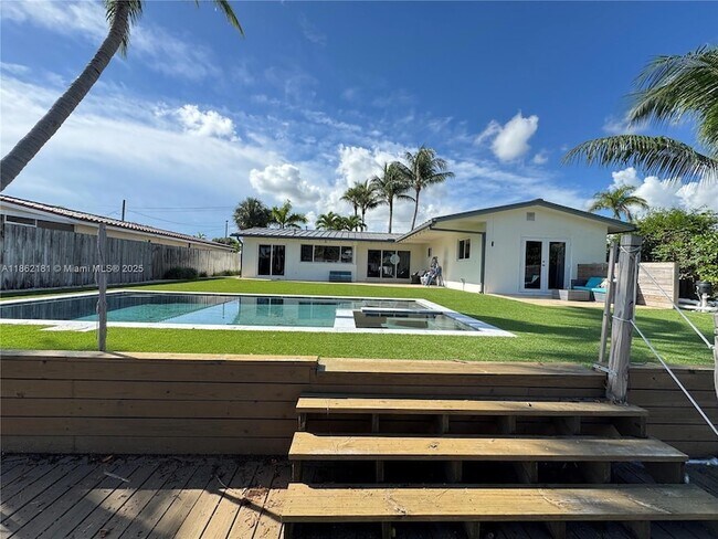 Foto del edificio - 1709 SW 5th Pl