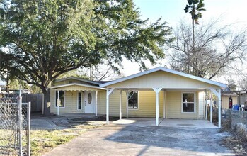 Building Photo - 1901 Abilene Dr