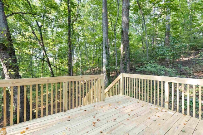 Foto del edificio - 1574 Oakmont Dr