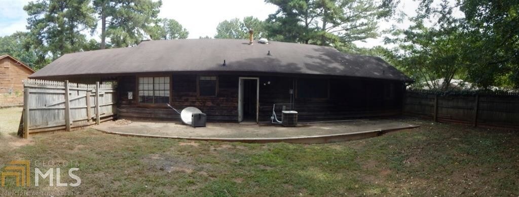Primary Photo - 310 Davis Rd