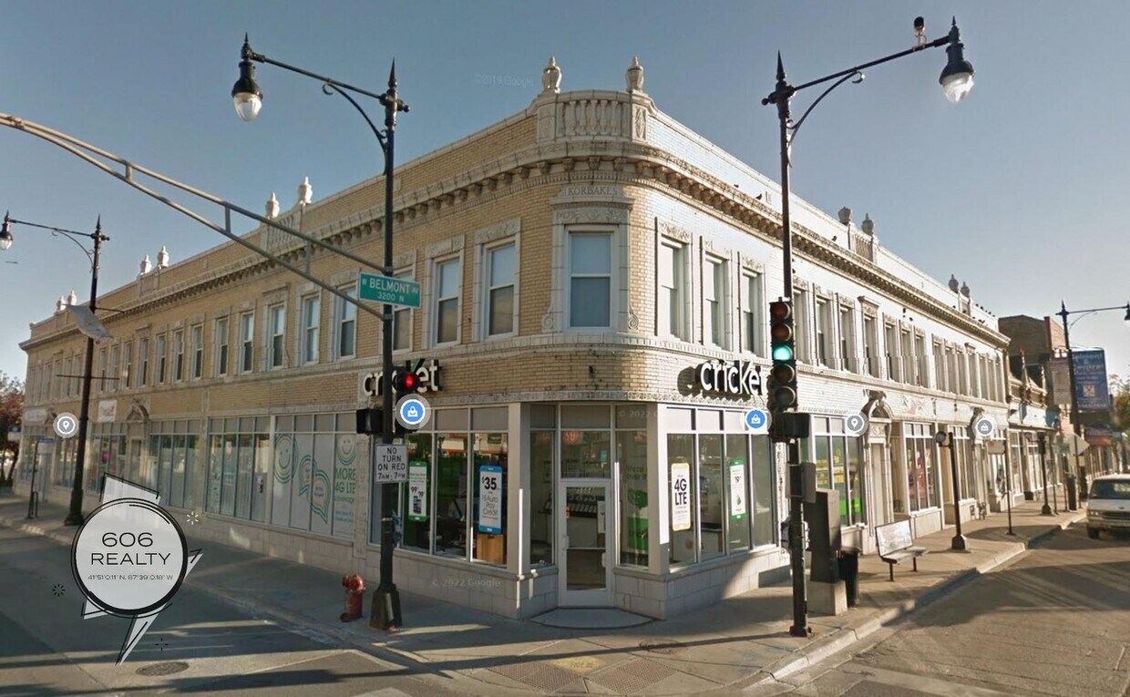Foto principal - 5556 W Belmont Ave