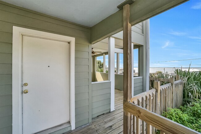 Building Photo - 2507 Bay Oaks Harbor Dr