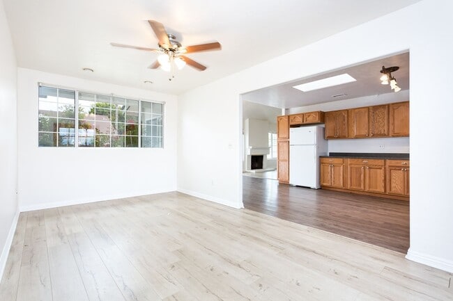 Foto del edificio - Traditional 1 Story Tierrasanta Home