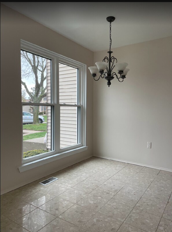 Building Photo - 3057 Debra Ct