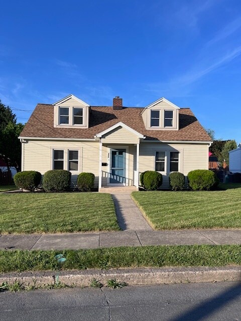 Foto principal - 905 N 9th St
