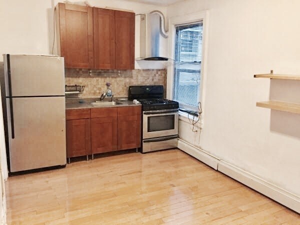 Primary Photo - 45-35 40th St