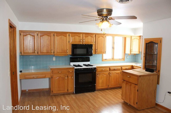 Building Photo - 176 Woodhill Dr