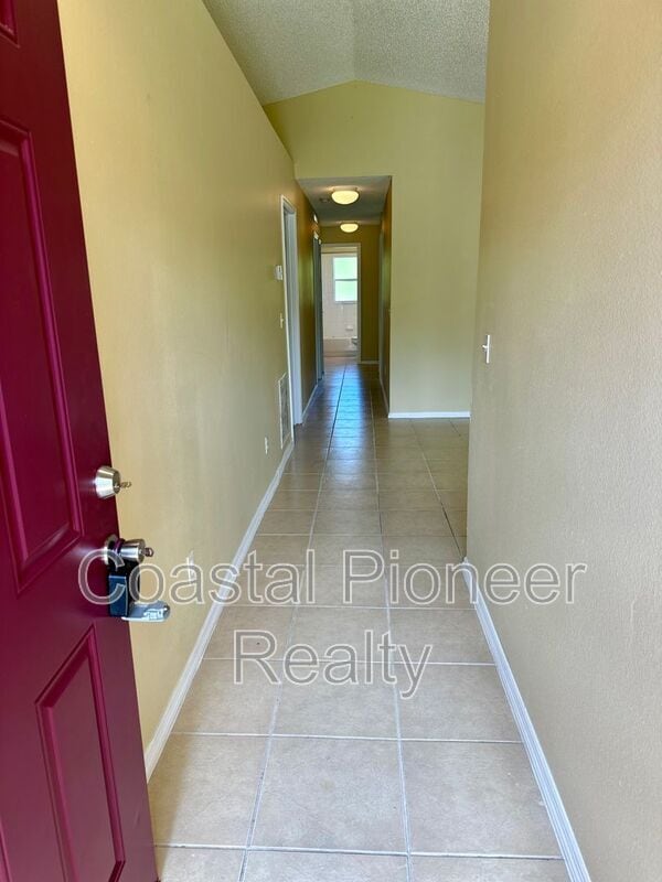Building Photo - 10248 Cody Ln