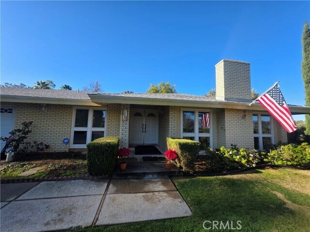 Foto del edificio - 1568 Ridge St