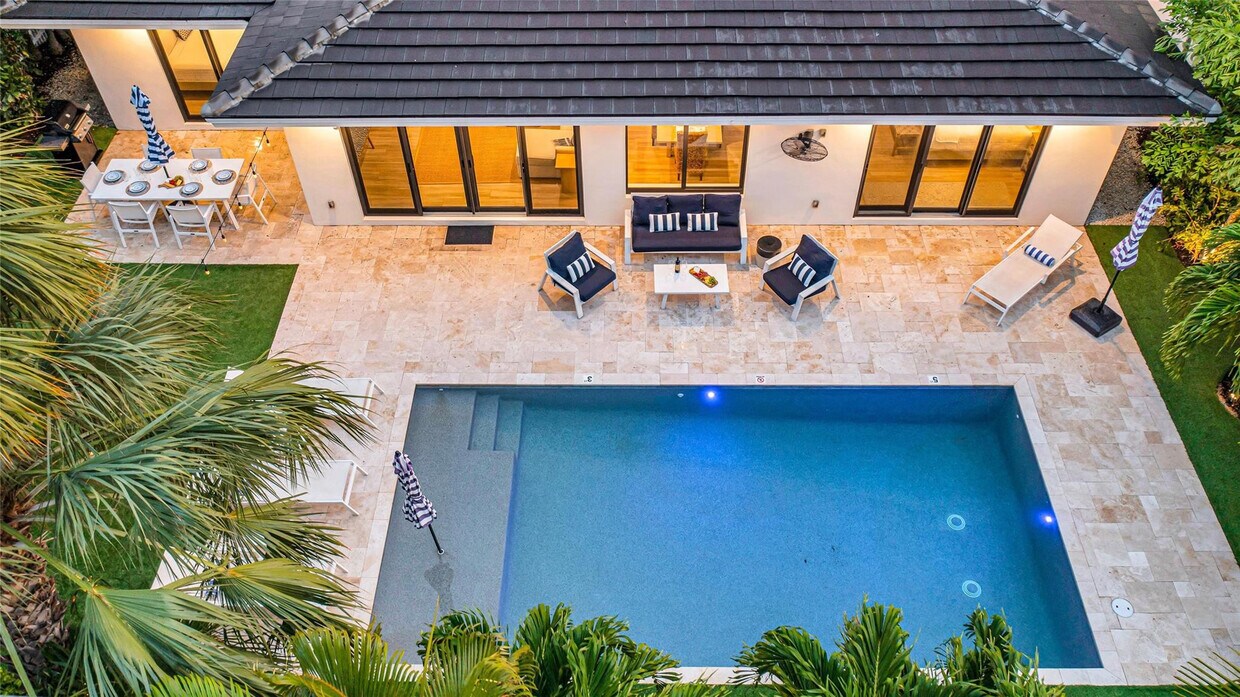 Primary Photo - 2205 SE 19th St