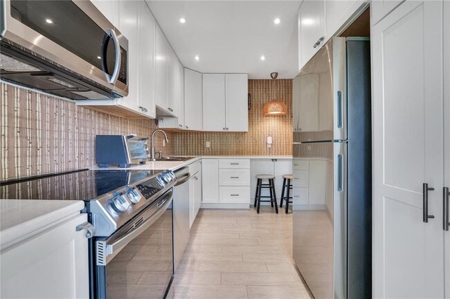 Building Photo - 3034 NW 69th Ct