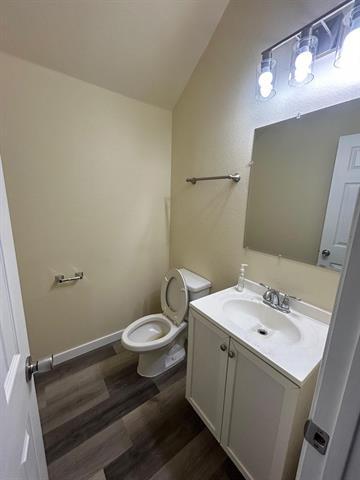 Foto del edificio - 340 Woodgrove Dr