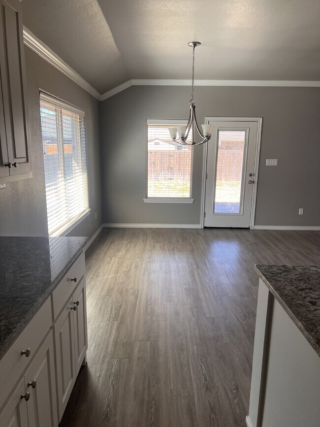 Foto del edificio - 3 Bedroom Home in Shallowater